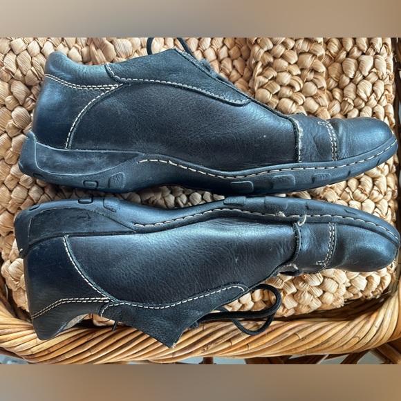 Born men’s size 10 retro lace ups black with brown stitching - Picture 4 of 9